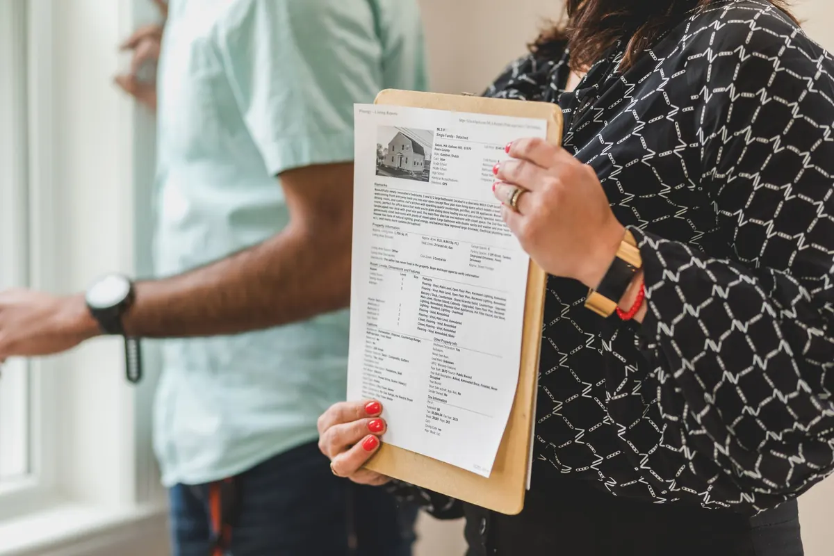 How to Spot Structural Problems at a Property Viewing: A 15-Point Checklist